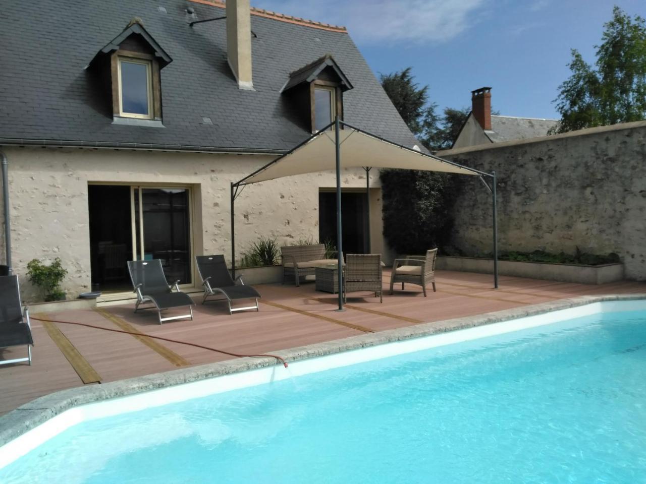 La Hautee Des Francs Veigne Luaran gambar